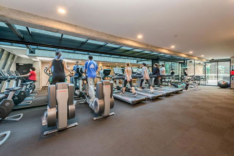 A Charming Studio With Stunning City Views - New South Wales Tourism  4