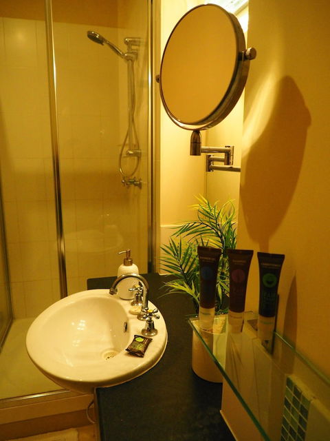 Master Suite With Private Entrance - New South Wales Tourism  3
