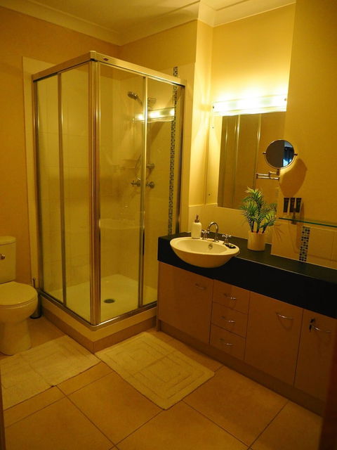 Master Suite With Private Entrance - New South Wales Tourism  5