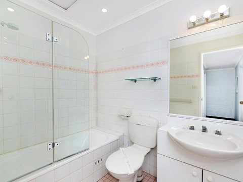 Greenpark #11 11 / 45 Avoca Drive Avoca Beach - New South Wales Tourism  1