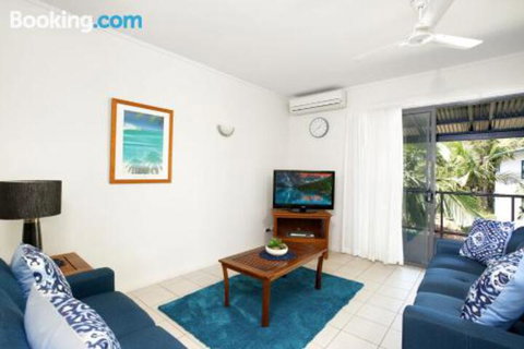 Baden 51 Rainbow Shores Air Conditioned Walk To Beach Swimming Pools - New South Wales Tourism  0