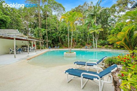 Baden 51 Rainbow Shores Air Conditioned Walk To Beach Swimming Pools - New South Wales Tourism  1