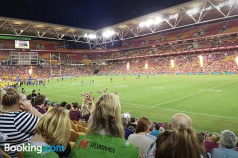 3br Stylish Apt CBD River & City Views SpaSaunaPoolWIFINetflix - New South Wales Tourism  4