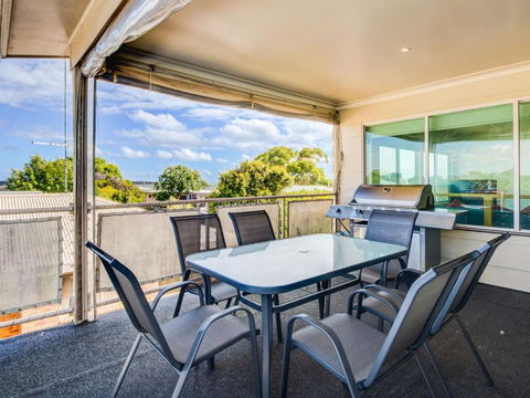 Cuttriss By The Beach - New South Wales Tourism  6