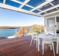 Home on the Water 21 Evans St. Lake Conjola - New South Wales Tourism 