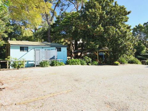 Cottage 6 Hyams Beach Seaside Cottages - New South Wales Tourism  1