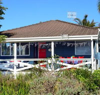 32 WERRI BLUE Werri Beach Gerringong 4pm Check Out Sundays