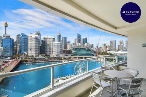 DREAM HARBOUR VIEW 2 BRM / GYM POOL & PARKING - New South Wales Tourism  0