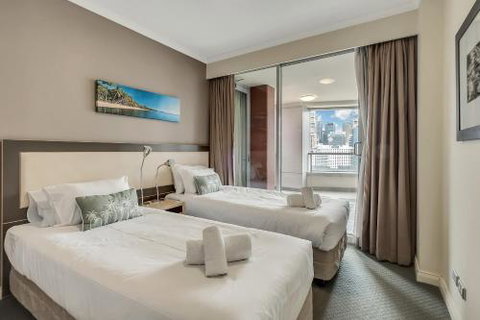 DREAM HARBOUR VIEW 2 BRM / GYM POOL & PARKING - New South Wales Tourism  3