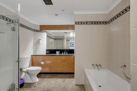DREAM HARBOUR VIEW 2 BRM / GYM POOL & PARKING - New South Wales Tourism  5