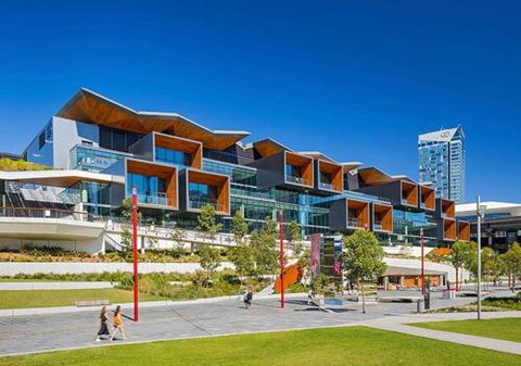 DREAM HARBOUR VIEW 2 BRM / GYM POOL & PARKING - New South Wales Tourism  6