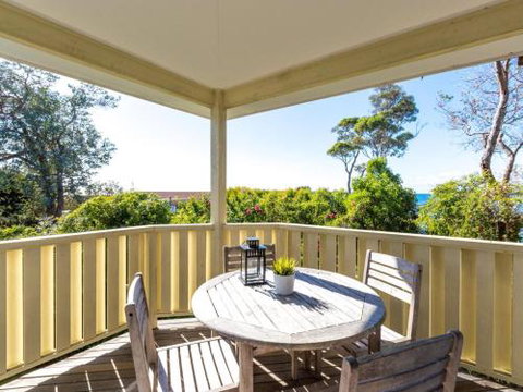 Hyams Seaside Apartment 4pm Check Out Sundays - New South Wales Tourism  5