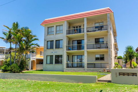Freshly Renovated Dog Friendly House Walking Distance To Waterfront - New South Wales Tourism  1