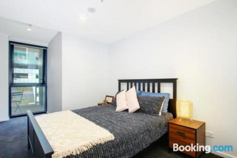 Cozy Homely Apartment CBR Central - New South Wales Tourism  3