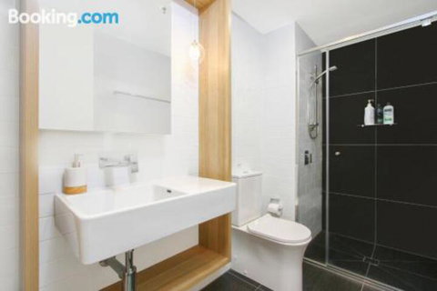 Cozy Homely Apartment CBR Central - New South Wales Tourism  6