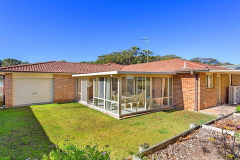 Kentia Drive 28 - New South Wales Tourism  0