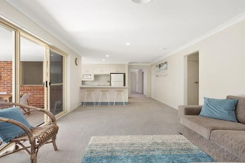 Kentia Drive 28 - New South Wales Tourism  6