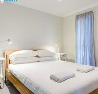 BLUE WATERS Gerringong 4pm check out Sundays