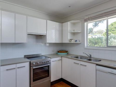 Kookaburra House At Vincentia 4pm Check Out Sundays - New South Wales Tourism  3