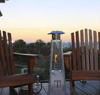 WHALE WATCH FOR FOUR Gerringong 4pm check out Sundays