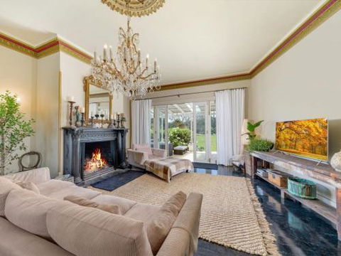 Wembley House Southern Highlands With 4pm Check Out Sunday - New South Wales Tourism  5