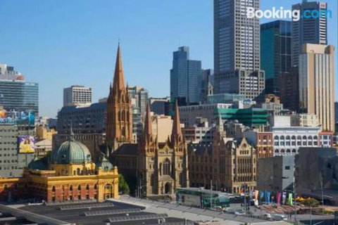 Flinders Lane Melbourne Apartment By Ready Set Host - New South Wales Tourism  0