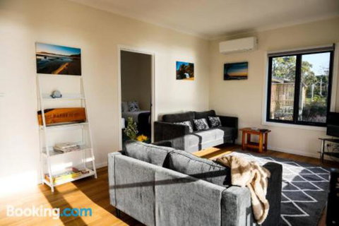 Rockpool Cottage - New South Wales Tourism  6