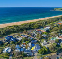 THE OASIS Werri Beach 4pm Check Out Sundays