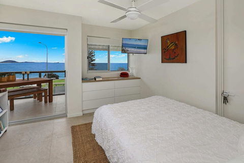 SPECTACULAR OCEAN FRONT Sounion6 - New South Wales Tourism  0