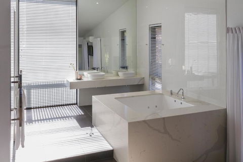 Hepburn Springs Escape Villa 7 - New South Wales Tourism  4