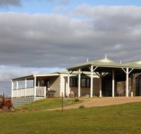 Clunes Cabins Rejuvenate Stays - New South Wales Tourism 