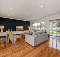 Government Road 13 - New South Wales Tourism 