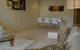 Executive Elwood Apartment - thumb 5