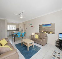 Shoal Bay Road Bay Village Unit 08 47 - New South Wales Tourism 