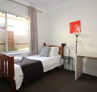 Swan View Family Home - New South Wales Tourism 