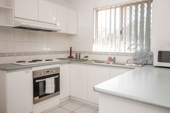 St James Cosy Home Best Value - New South Wales Tourism  1