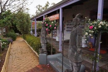 Spooky Hall Motel - New South Wales Tourism  0