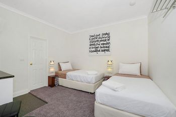 Spooky Hall Motel - New South Wales Tourism  5