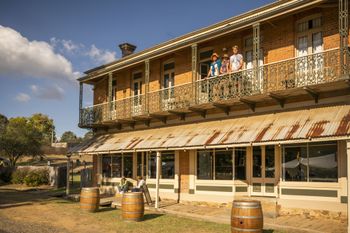 Hill End Historic Cottages - New South Wales Tourism  5
