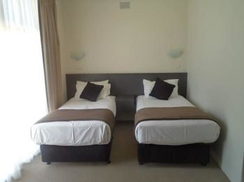 Oriana Motor Inn - New South Wales Tourism  2