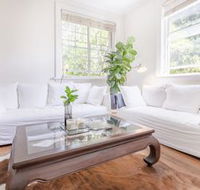 Bright Harbour Side 1 Bedroom Apartment