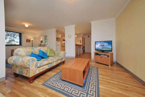2 Bedroom Apartment Carindale - New South Wales Tourism  5