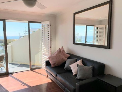 Scarborough Beach Front Resort Shell 13 - New South Wales Tourism  5