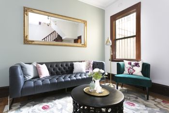 Spacious 3 Bedroom Minutes To CBD - New South Wales Tourism  5