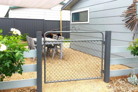 Charlottes Honor River & Golf Cottage - New South Wales Tourism  1