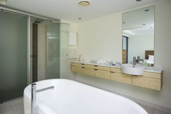 Blue On Blue Apartment 811 - New South Wales Tourism  6