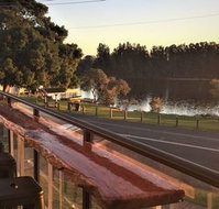 Wallis View Lakeside Family Retreat - New South Wales Tourism 