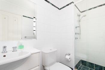 HomeHost Amazing H342 - New South Wales Tourism  6