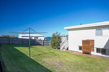 Toms Beach House - New South Wales Tourism  2