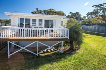Toms Beach House - New South Wales Tourism  1